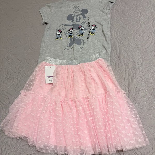 NWT Disney Minnie Mouse Girls Outfit Gray Tee Small Pink Bow Tulle Skirt Size 7