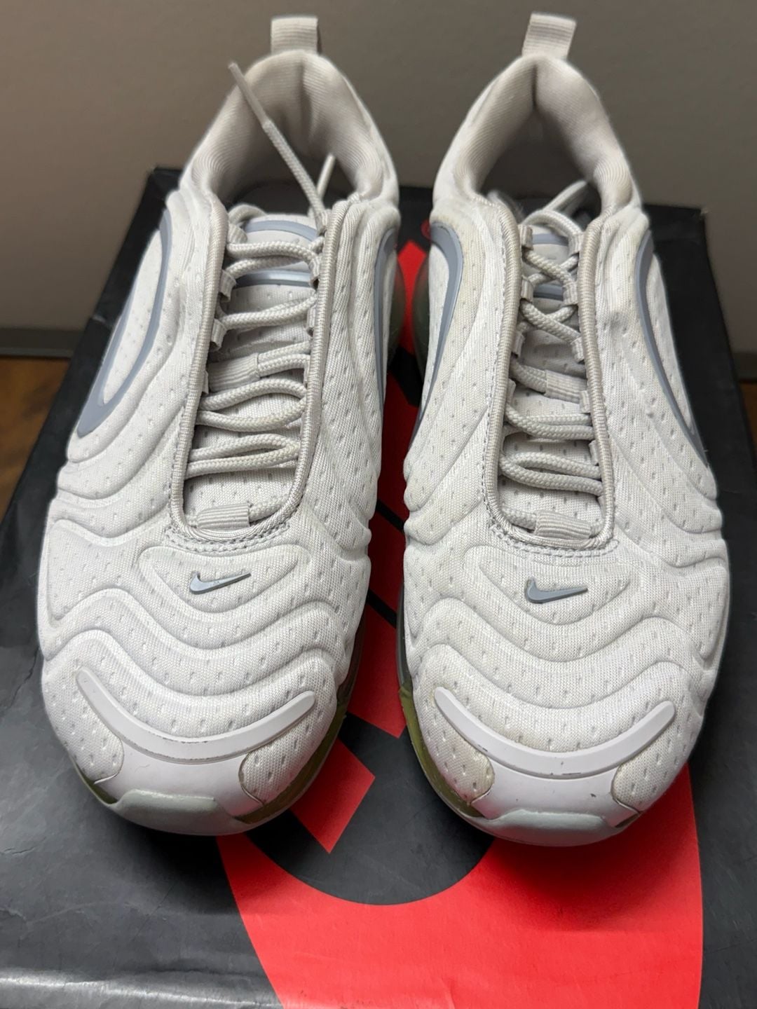 Nike Air Max 720 Vast Grey Wolf Grey 3