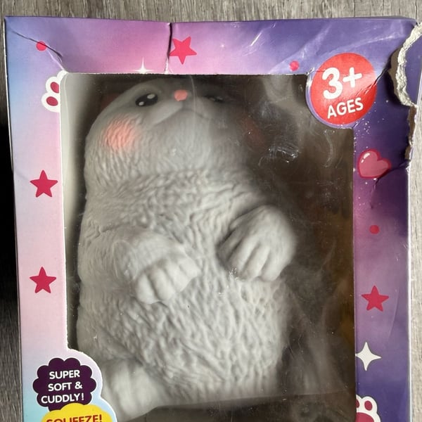 Squeezey Fun Cat Squish Buddies Toy Box