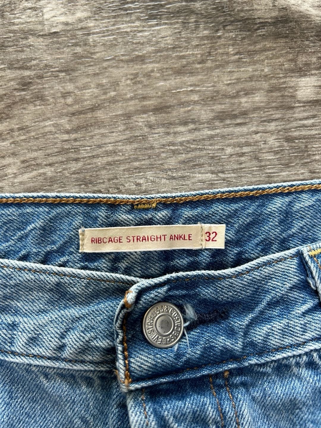 Levi's Ribcage Straight Ankle Size 32 Light Wash Denim Jeans 5