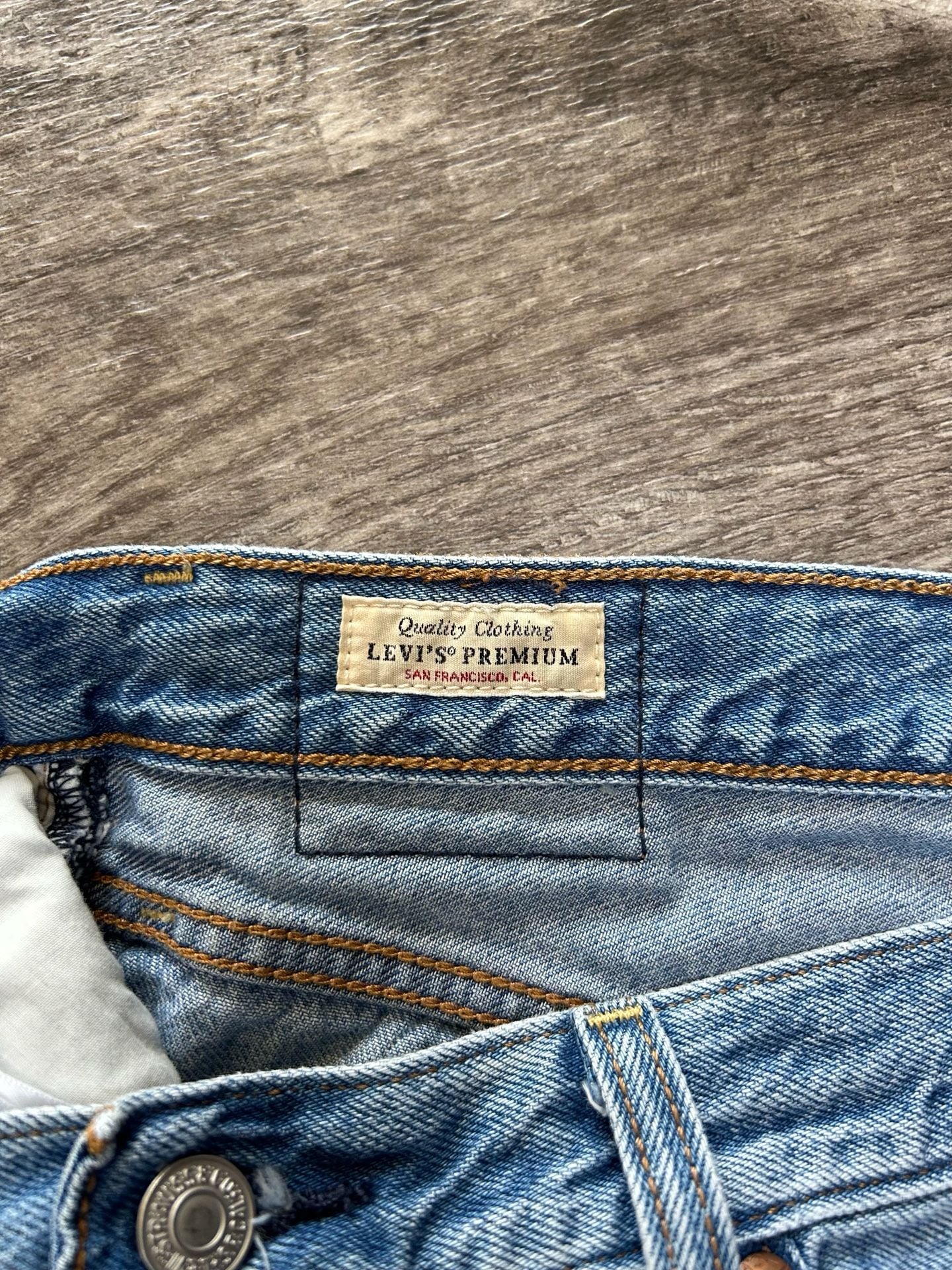 Levi's Ribcage Straight Ankle Size 32 Light Wash Denim Jeans 6
