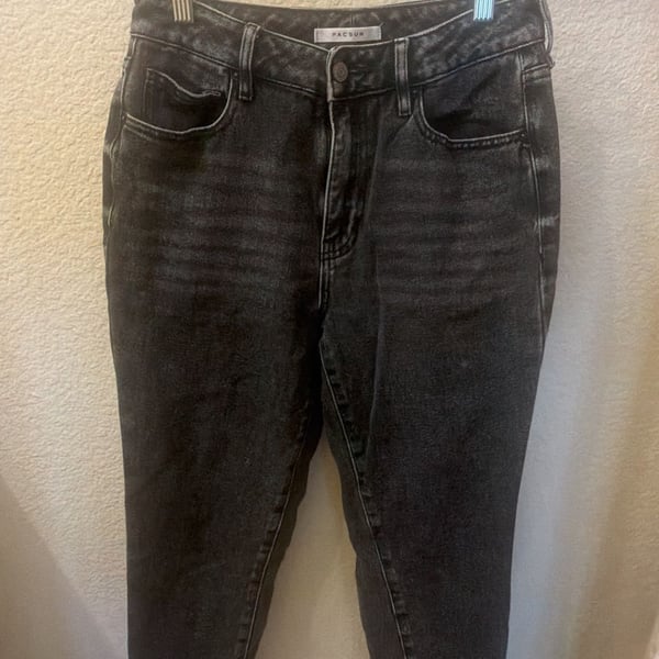 PacSun Mom Jeans Size 26 Black Acid Wash Raw Hem Denim