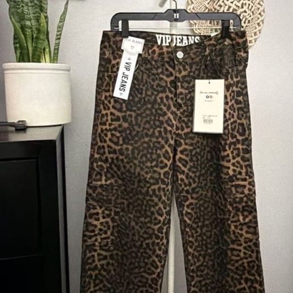 VIP Jeans Leopard Cargo Pants Size 15/16 Brown Cheetah Print