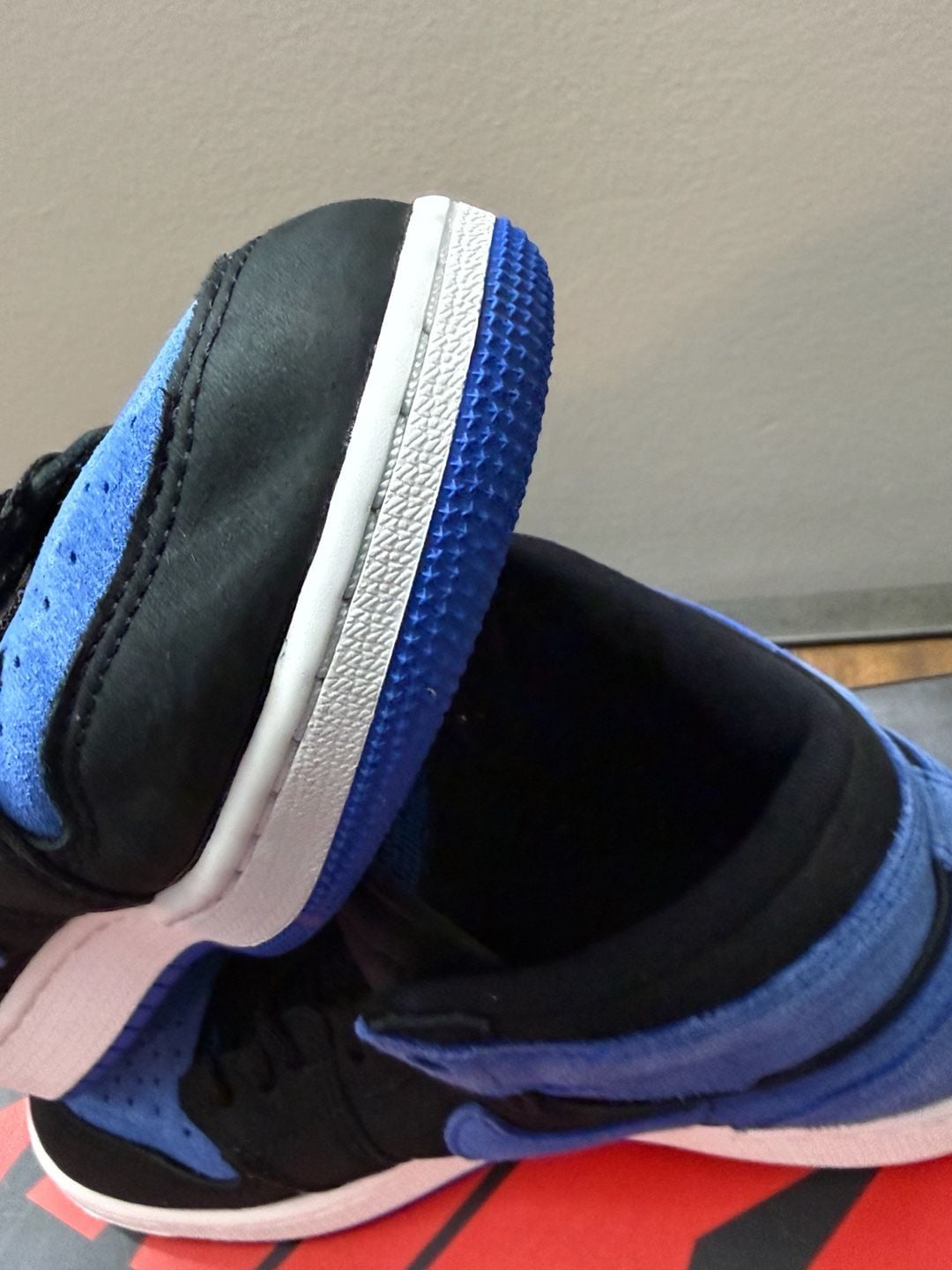 Nike Air Jordan 1 Retro High OG Royal Reimagined 7