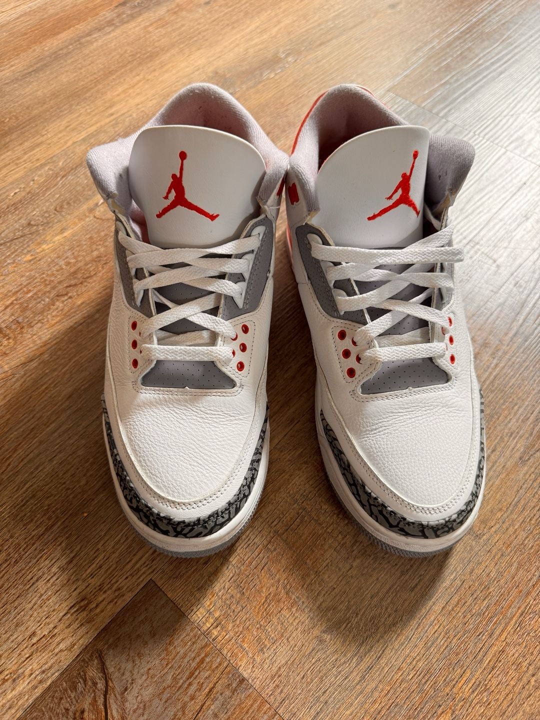 Jordan Air Jordan 3 Retro Size 10.5 Fire Red White Cement 7