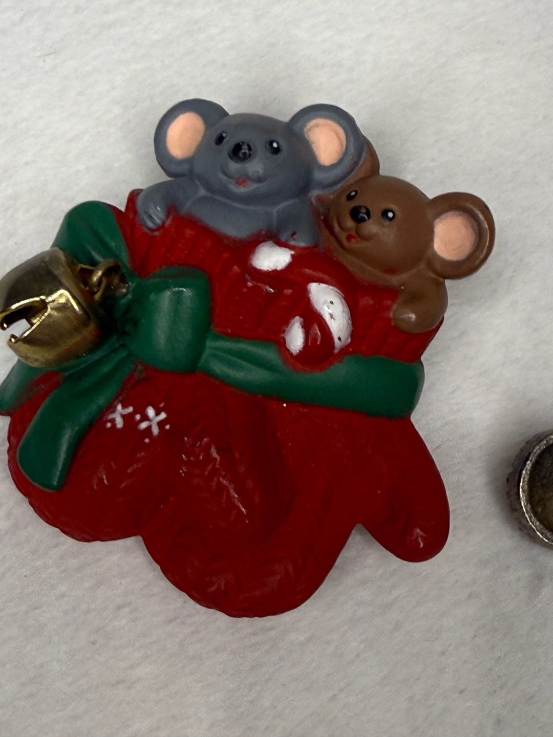 Christmas Brooch Pin Lot of 2 Red Rhinestone Santa Hat Mice Mittens Jingle Bell 3