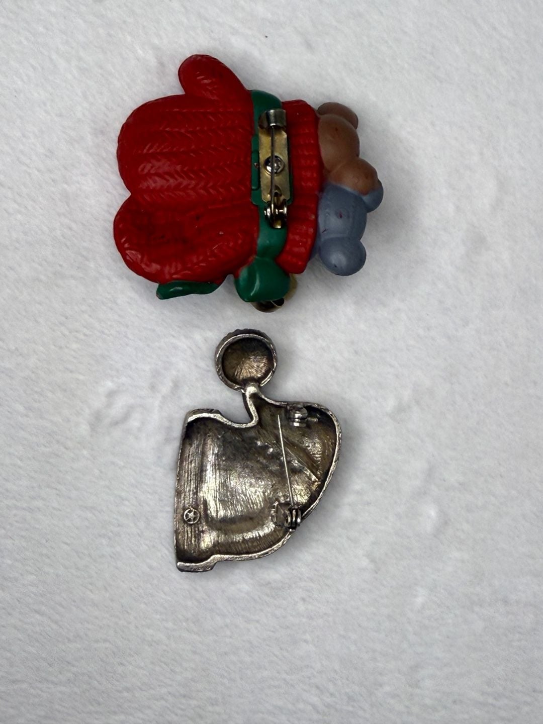 Christmas Brooch Pin Lot of 2 Red Rhinestone Santa Hat Mice Mittens Jingle Bell 5