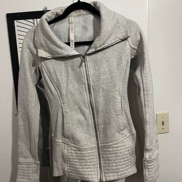 Lululemon Radiant Jacket II Heathered Light Ivory Size 6