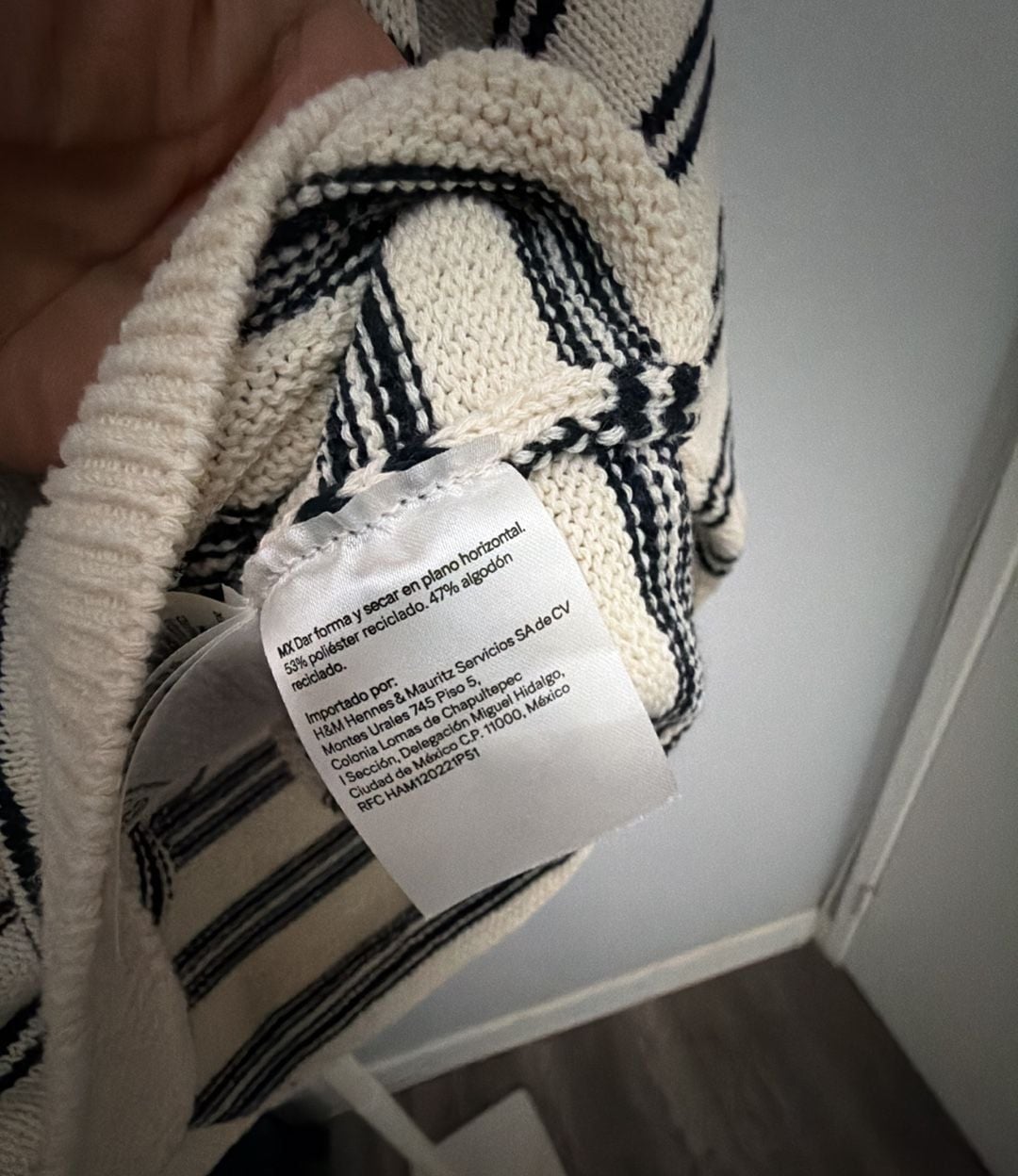 H&M Striped Knit Pullover Sweater Size S White Black 5