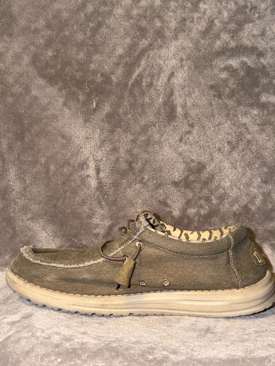 Hey Dude Wally Sox Olive Canvas Mens Shoes Size 7 8
