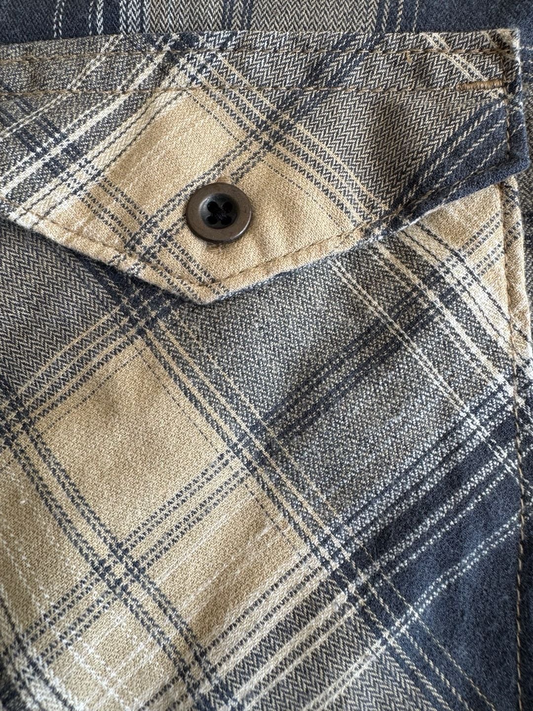 Wrangler Plaid Long Sleeve Shirt Size S/P Tan Navy Blue Flannel Western Shirt 4
