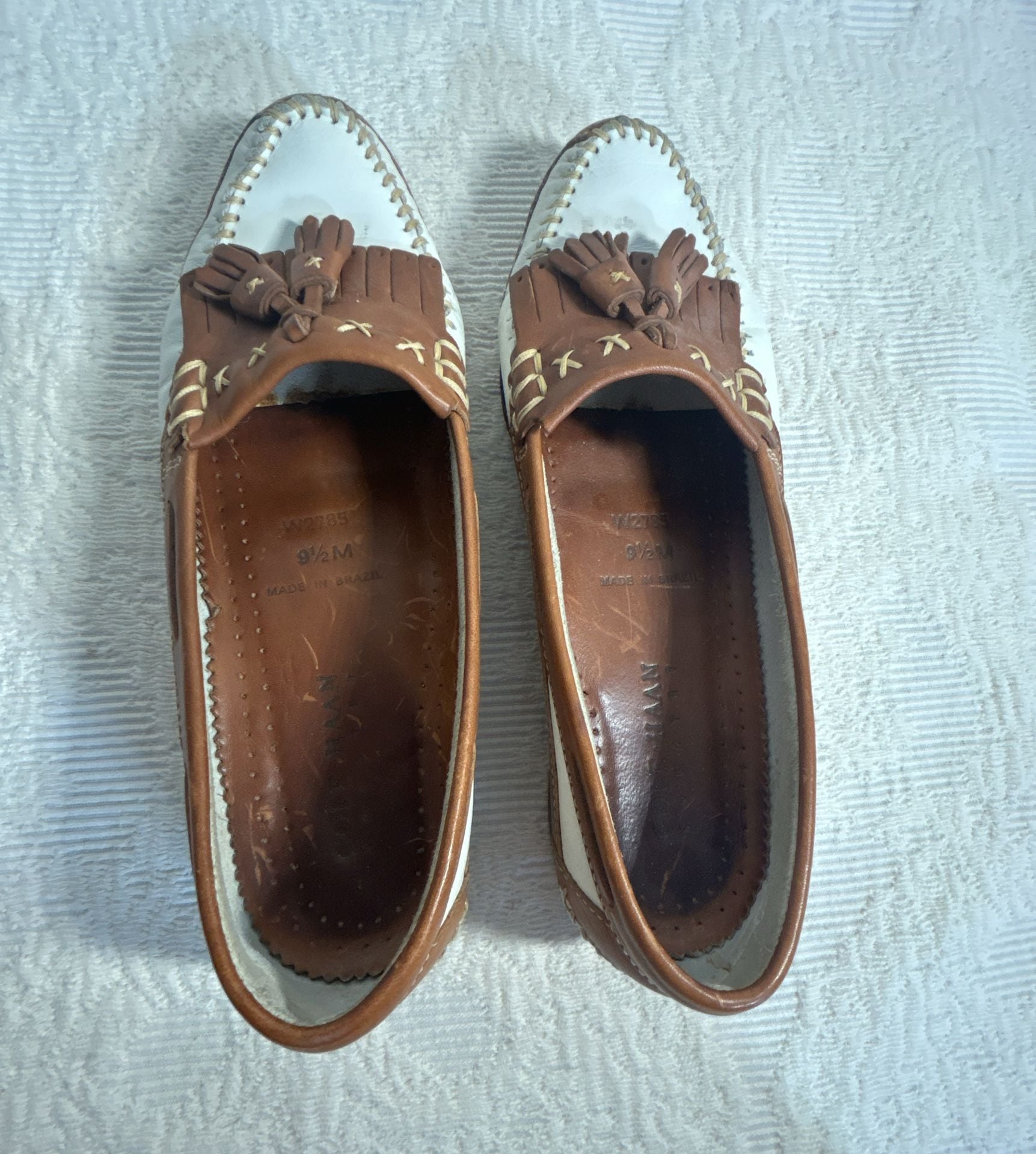 Cole Haan Country Loafers Brown White Leather Tassel Kiltie Moc Toe Shoes US 9.5 6