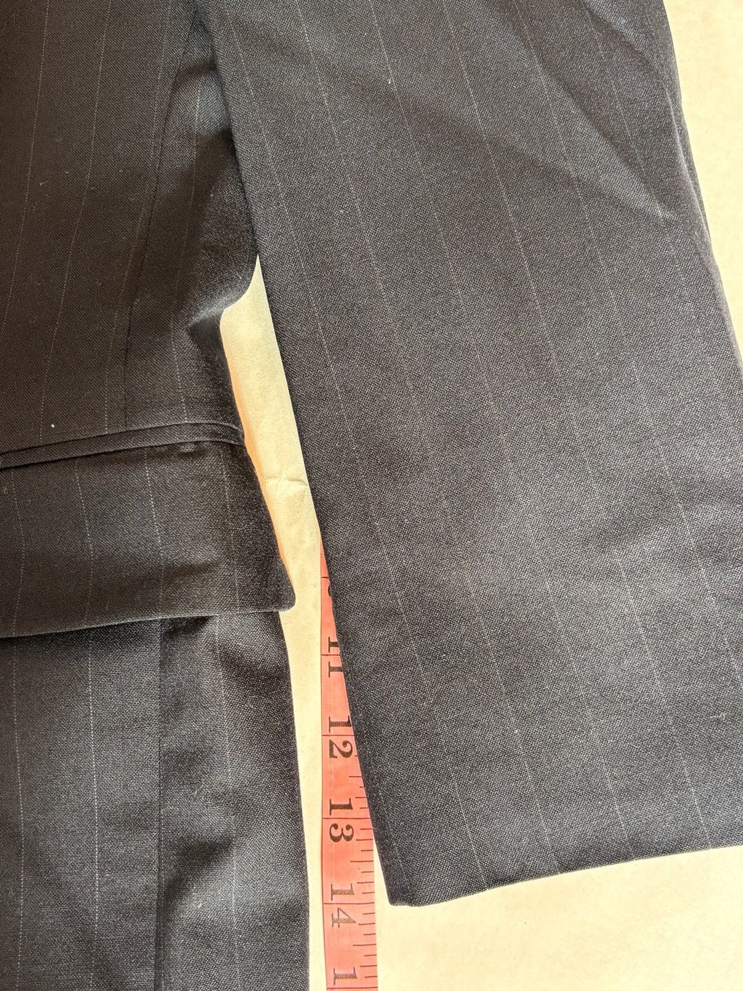 Jos. A. Bank Navy Blue Pinstripe Wool Suit Set Jacket and Pants 16