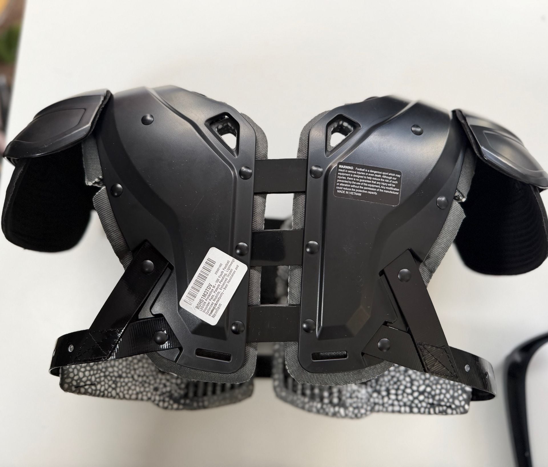 Legion M-150 All-Purpose Football Shoulder Pads JV Small 13"-14" 2