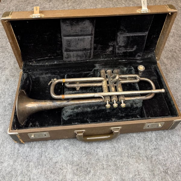 Bach Mercedes
 Trumpet Silver Plated with Case