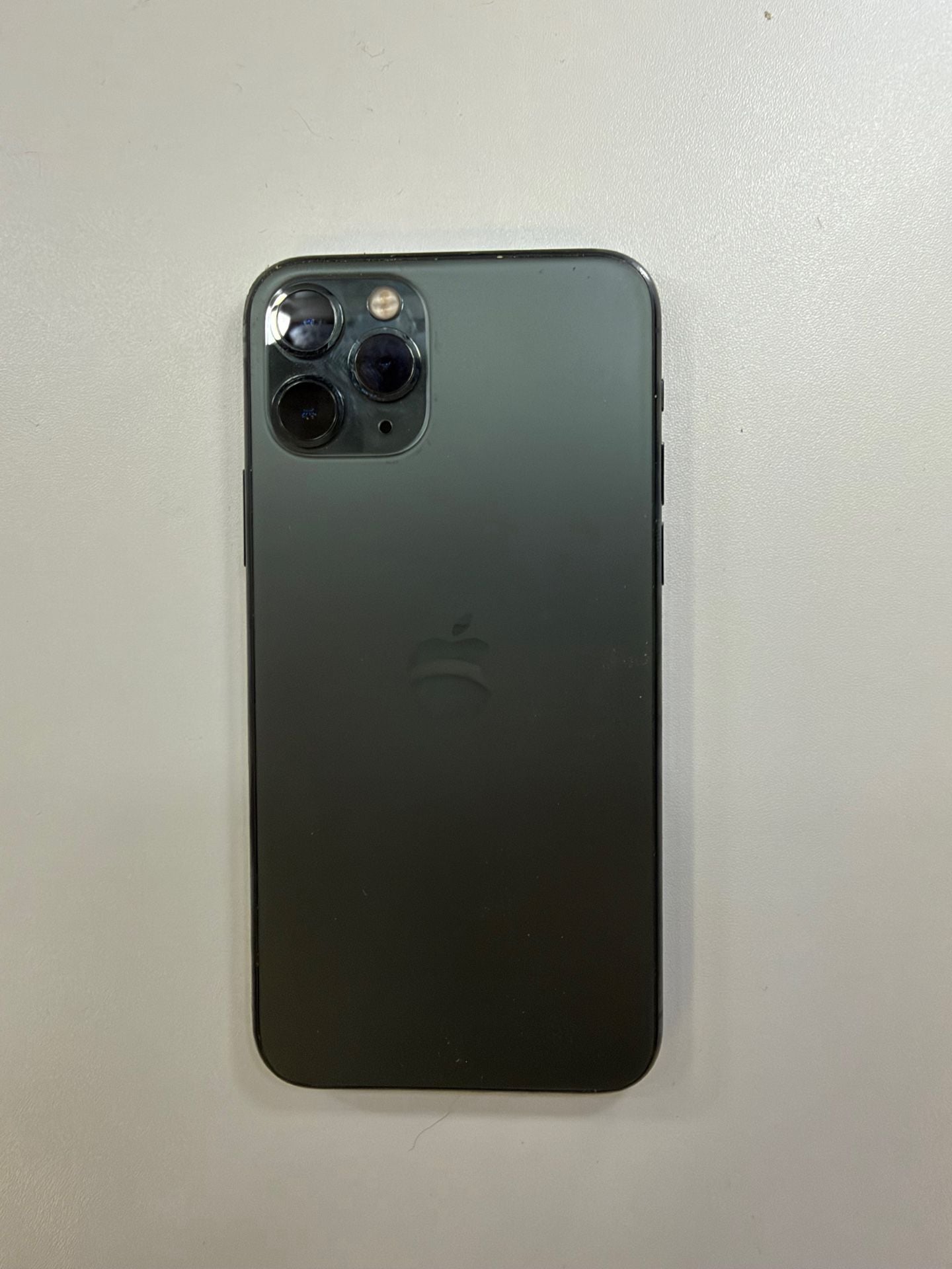 Apple iPhone 11 Pro (For Parts Only) 2