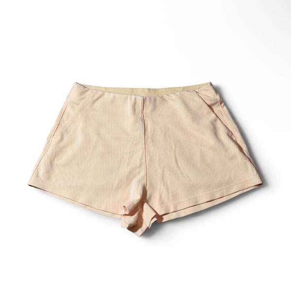 Lululemon Off Duty Short Size 8 Sandstone Ribbed Lounge Shorts