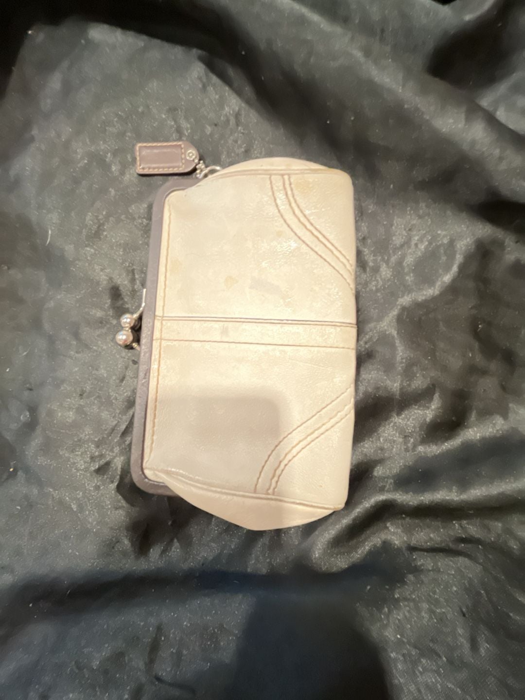 Coach Vintage Soho Cream Leather Frame Kiss Lock Wristlet Clutch Bag 4