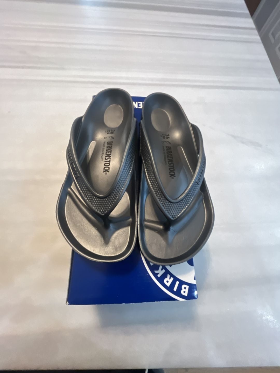 Birkenstock Honolulu EVA Thong Sandal Size 36 Metallic Silver Womens 5 3