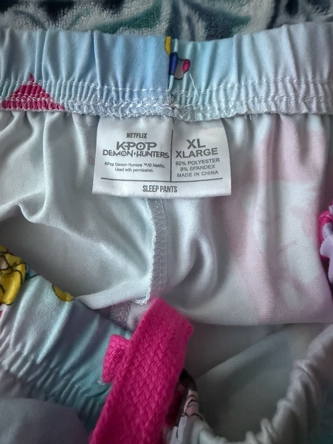 Netflix Kpop Demon Hunters Sleep Pants Size XL Tie Dye Chibi Print 3