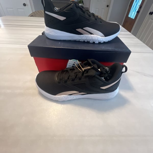 Reebok Flexagon Energy TR 4 Size 6.5 Black White Rose Gold Training Shoes