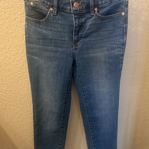 Talbots Flawless Slim Ankle Jeans Size 2P Blue Denim