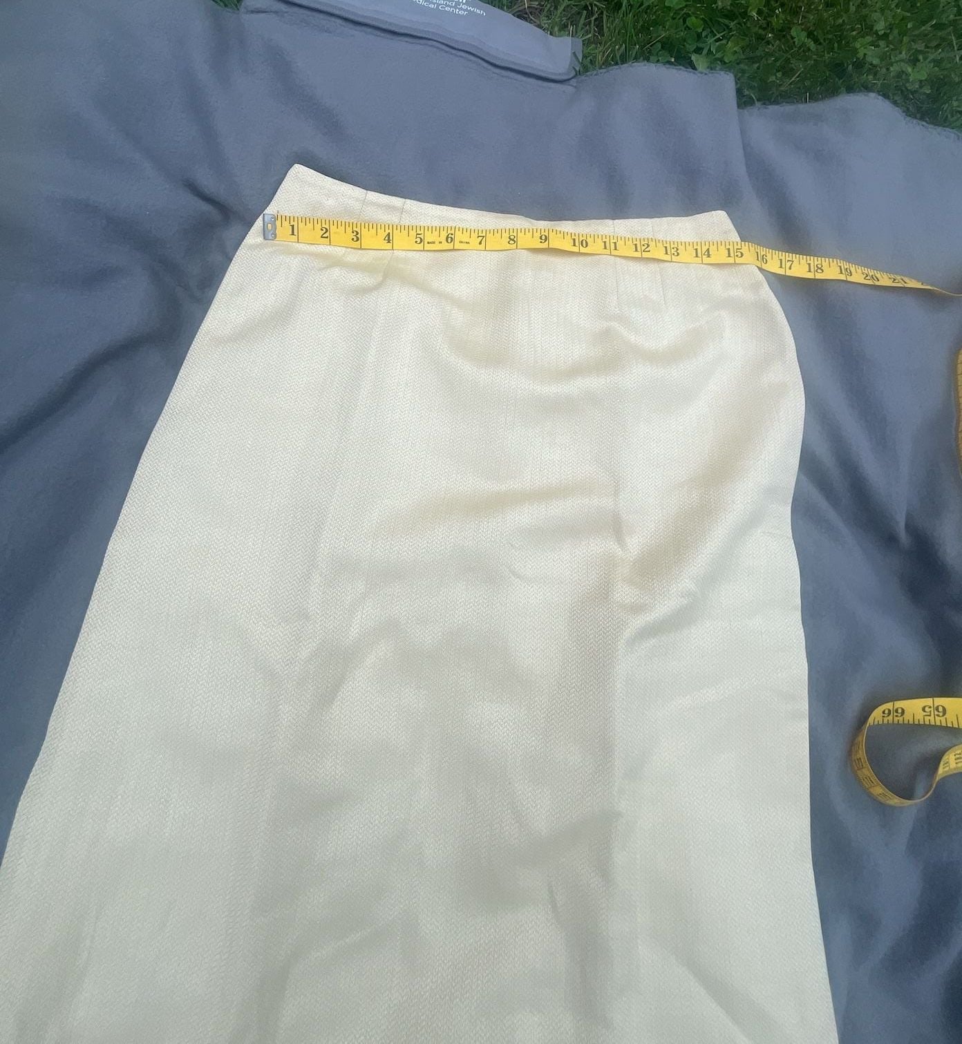 Linda Allard Ellen Tracy Skirt Suit Size 10 Cream Linen Silk 9
