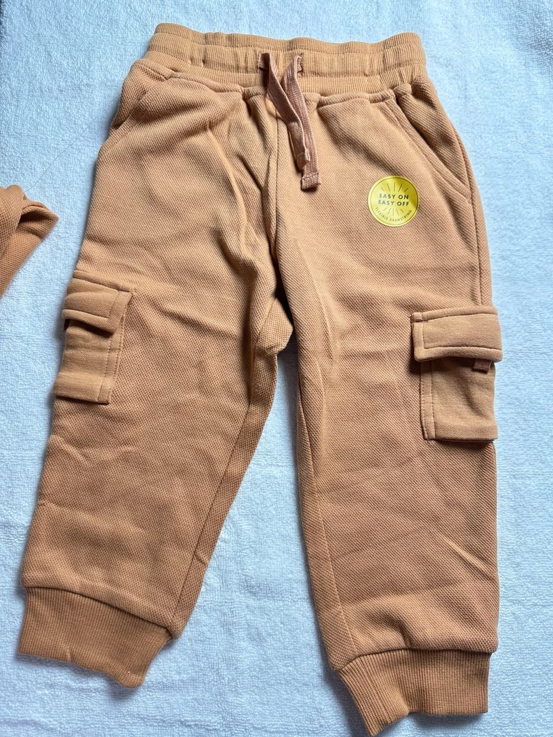 Cat & Jack Sand Brown Pullover Crewneck Sweatshirt and Joggers Set 2T 5