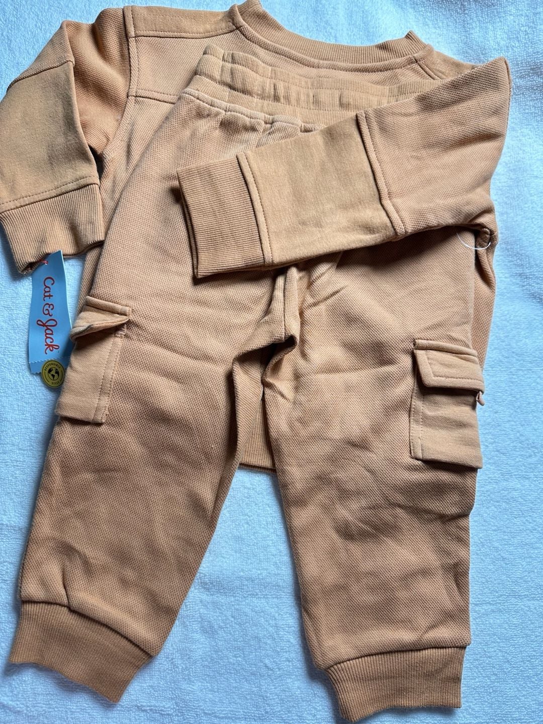 Cat & Jack Sand Brown Pullover Crewneck Sweatshirt and Joggers Set 2T 7