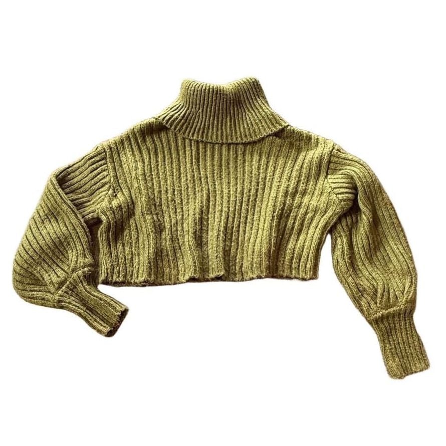 Urban Outfitters cropped cowl neck turtleneck green women’s fall sweater small 6