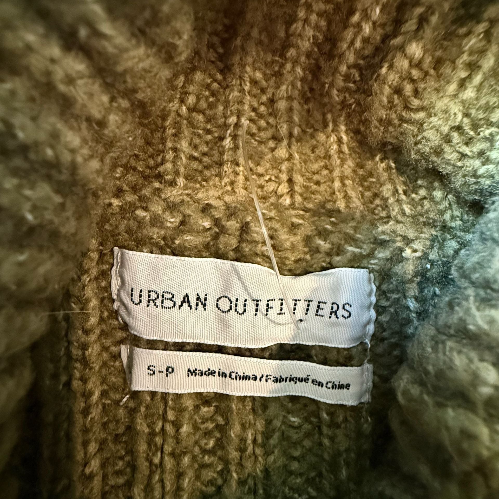 Urban Outfitters cropped cowl neck turtleneck green women’s fall sweater small 5