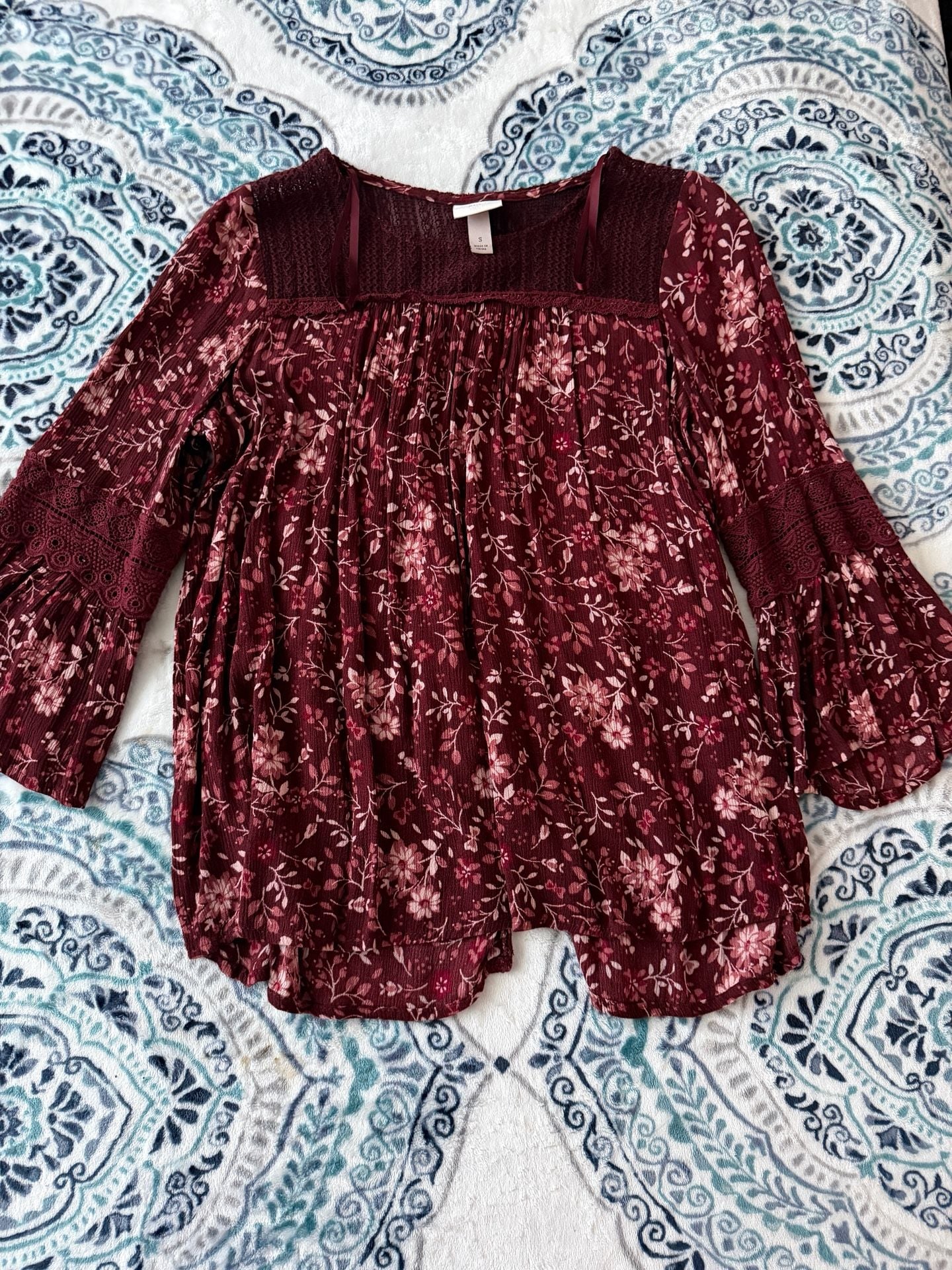 Knox Rose Maroon Floral Print Smocked Scoop Neck Balloon Sleeve Blouse Size S 2