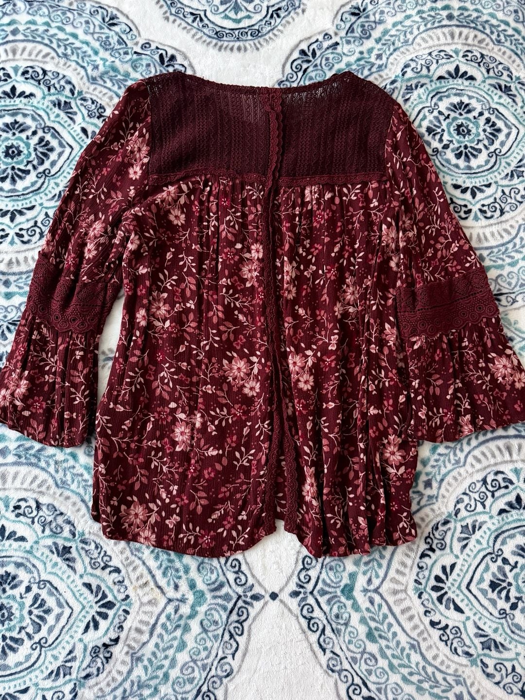 Knox Rose Maroon Floral Print Smocked Scoop Neck Balloon Sleeve Blouse Size S 4