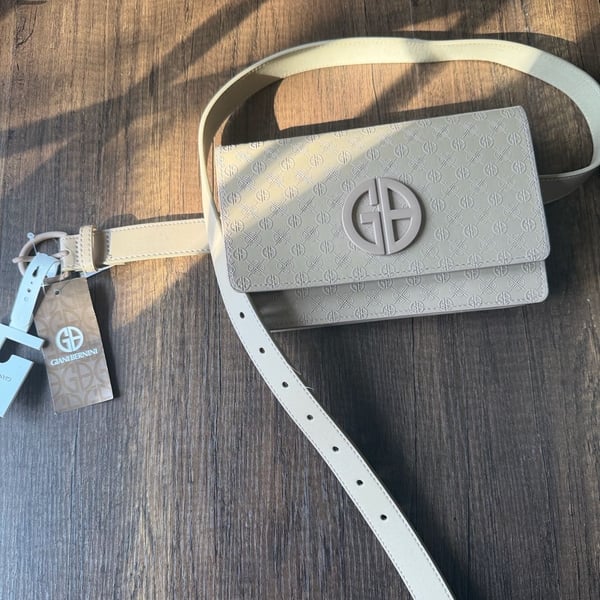 Giani Bernini Belt Bag Size XL Beige Monogram Logo