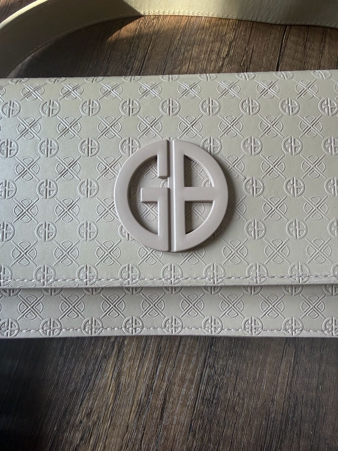 Product thumbnail 4