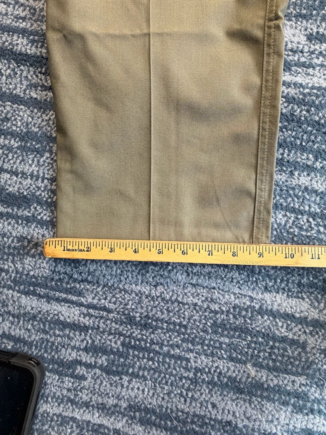 L.L. Bean Pleated Chino Pants Size 38W-29L Olive Green Cotton USA 7