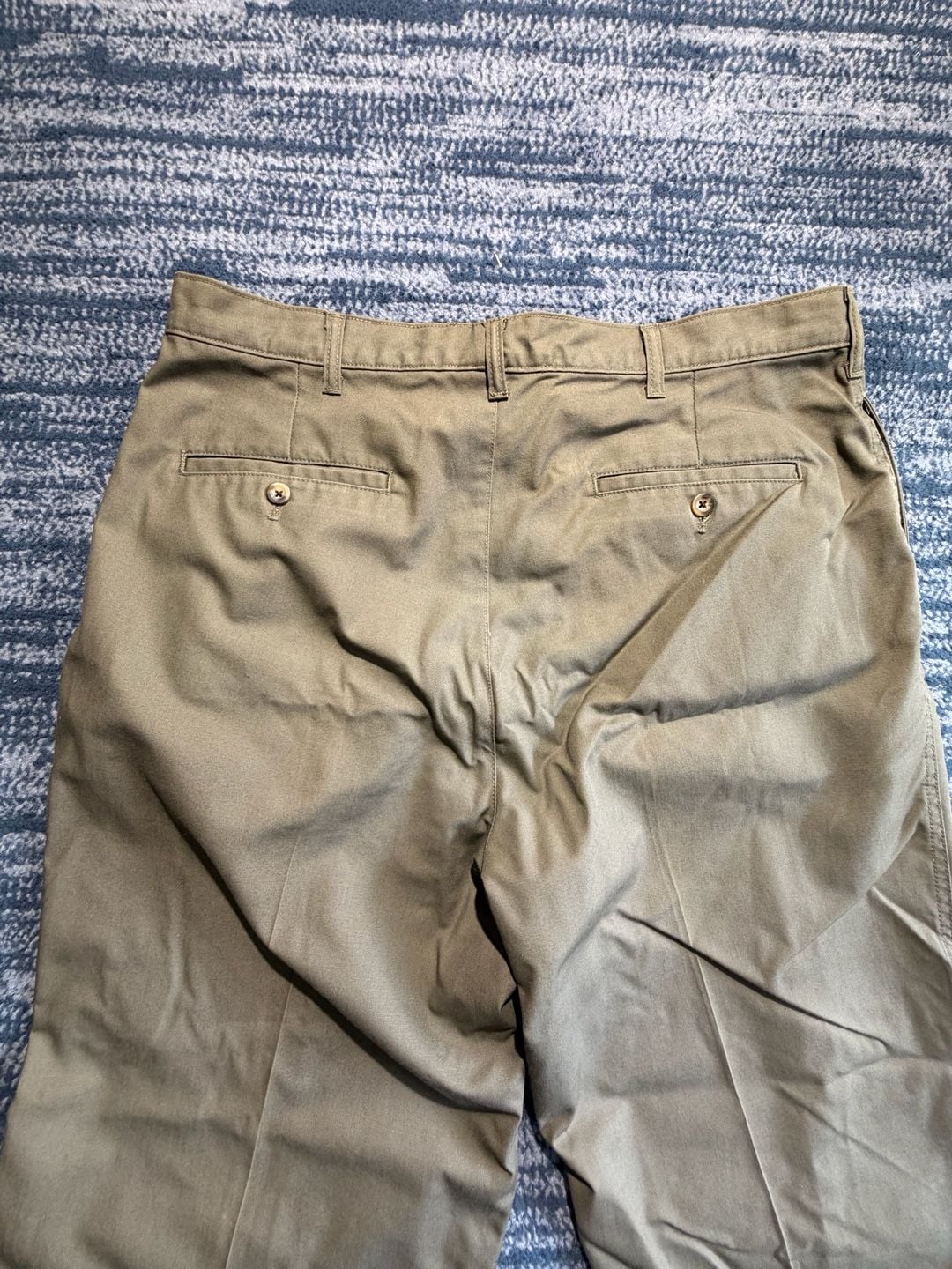 L.L. Bean Pleated Chino Pants Size 38W-29L Olive Green Cotton USA 11