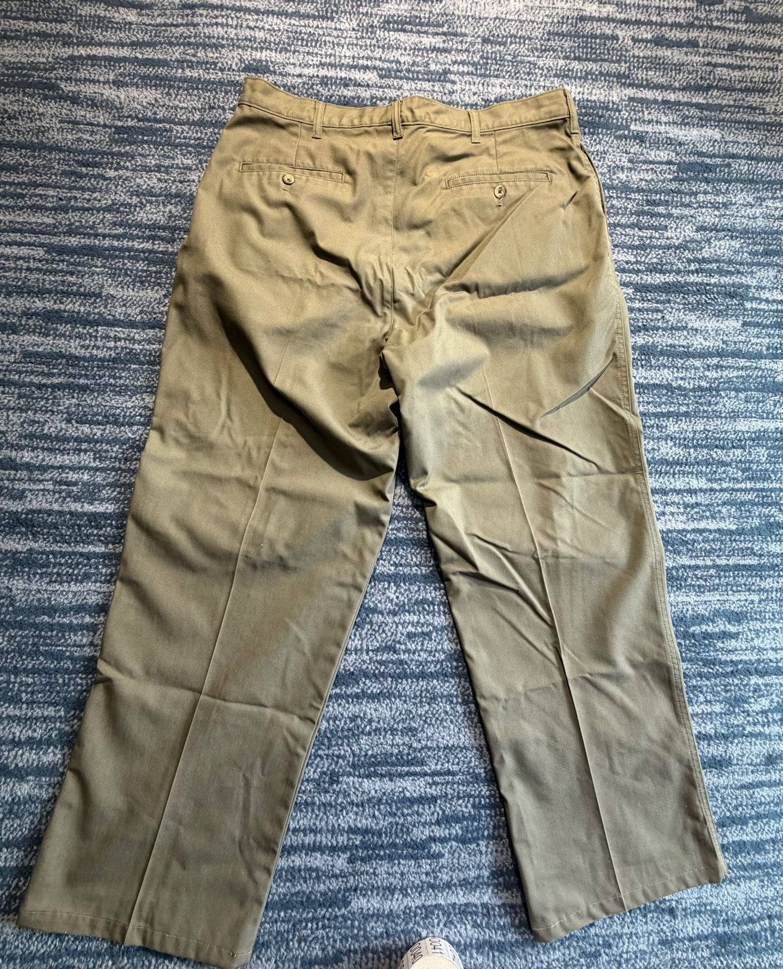 L.L. Bean Pleated Chino Pants Size 38W-29L Olive Green Cotton USA 12