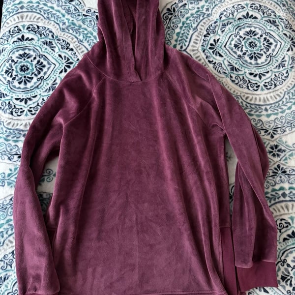 Member's Mark Plush Hoodie Size M Maize Pearl Velour Pullover Sweatshirt