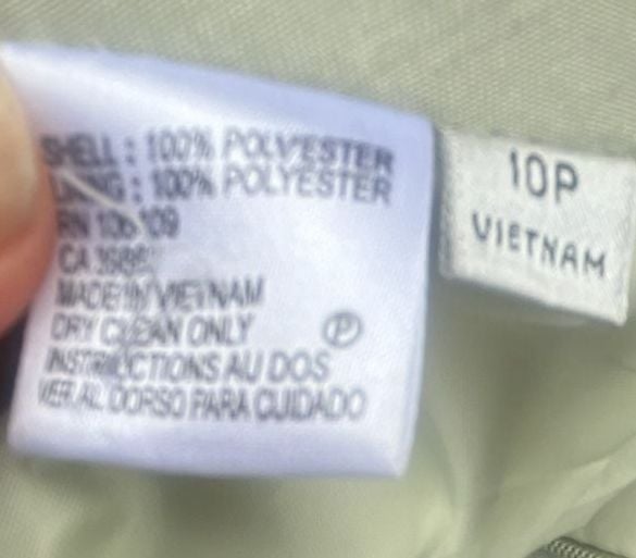 Tahari Arthur S. Levine Skirt Suit Size 10P Pistachio Green Ruffle Details 15