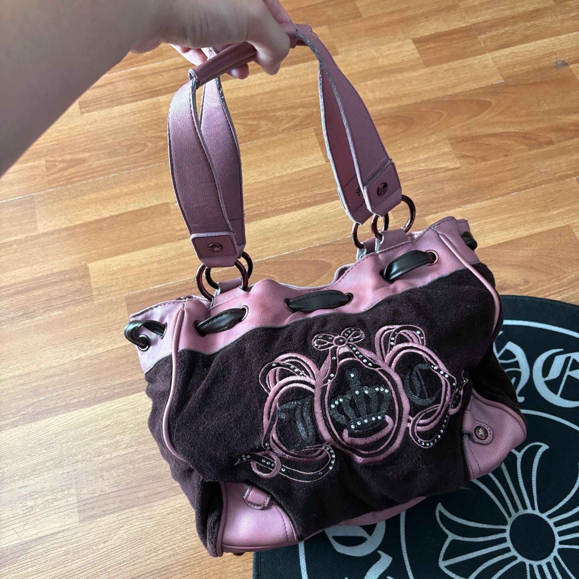 Juicy Couture Daydreamer Velour Pink Green Y2K Pom Pom Bag Purse 2