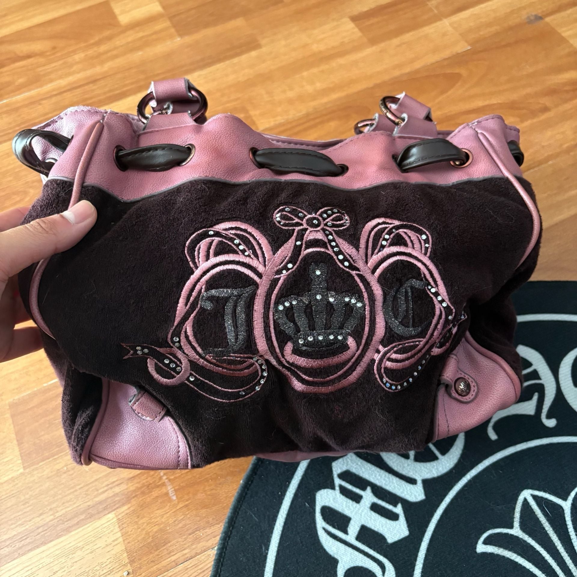 Juicy Couture Daydreamer Velour Pink Green Y2K Pom Pom Bag Purse 4