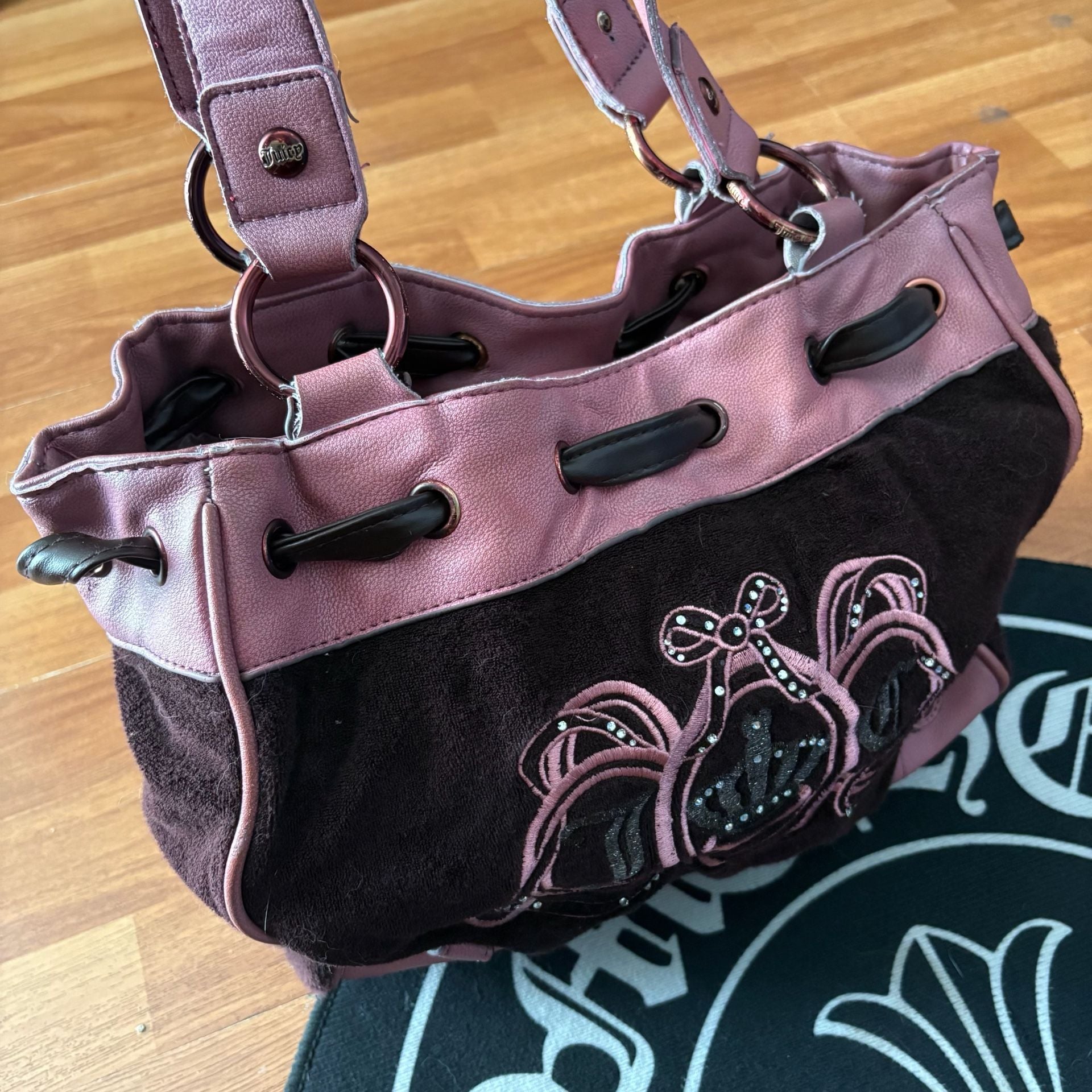 Juicy Couture Daydreamer Velour Pink Green Y2K Pom Pom Bag Purse 7