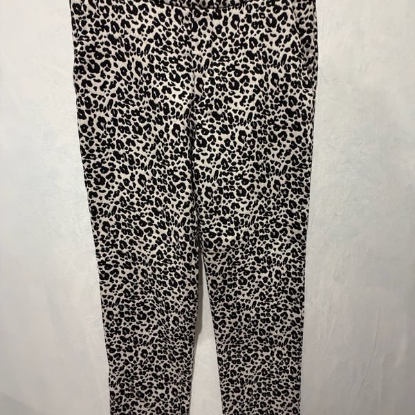 Karen Kane Leopard Print Pants Size 8 White Black