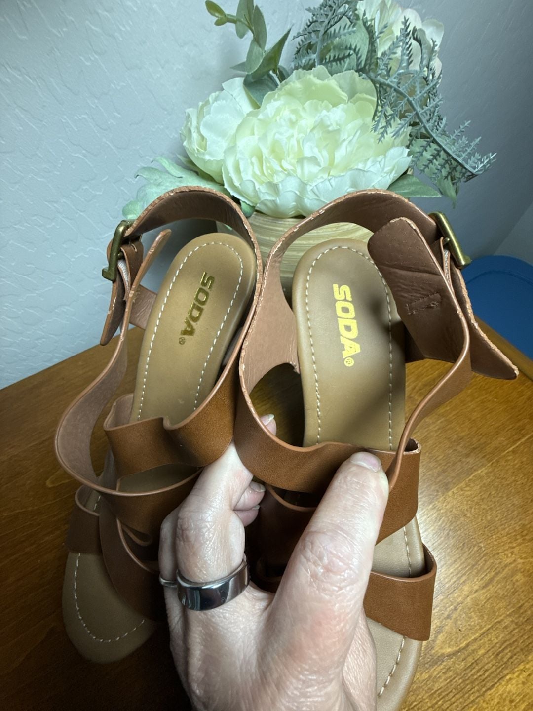 SODA Kallie-H Platform Sandals Size 7.5 Brown Strappy Heels 4