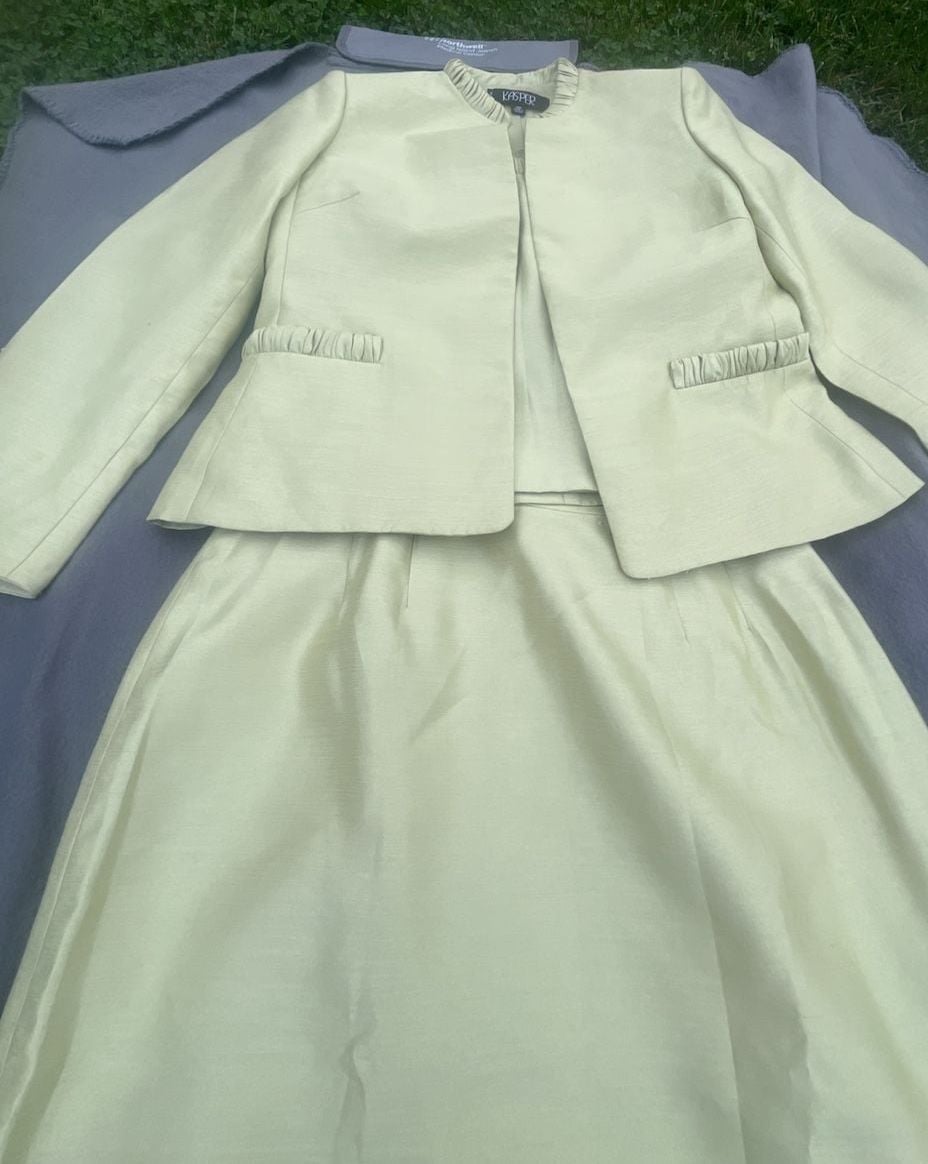 Kasper Light Green Rayon Skirt Suit Set Size 10P 3