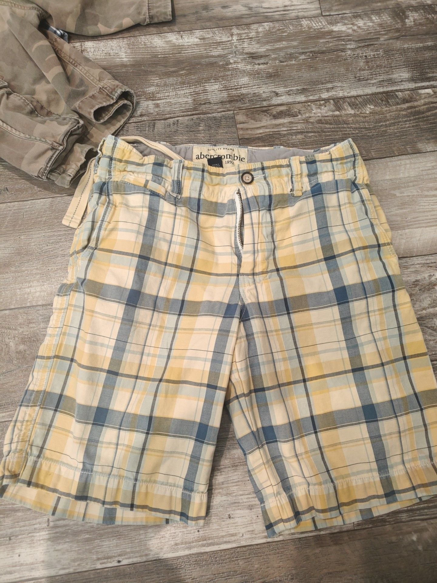 Abercrombie & Fitch plaid size 16 2