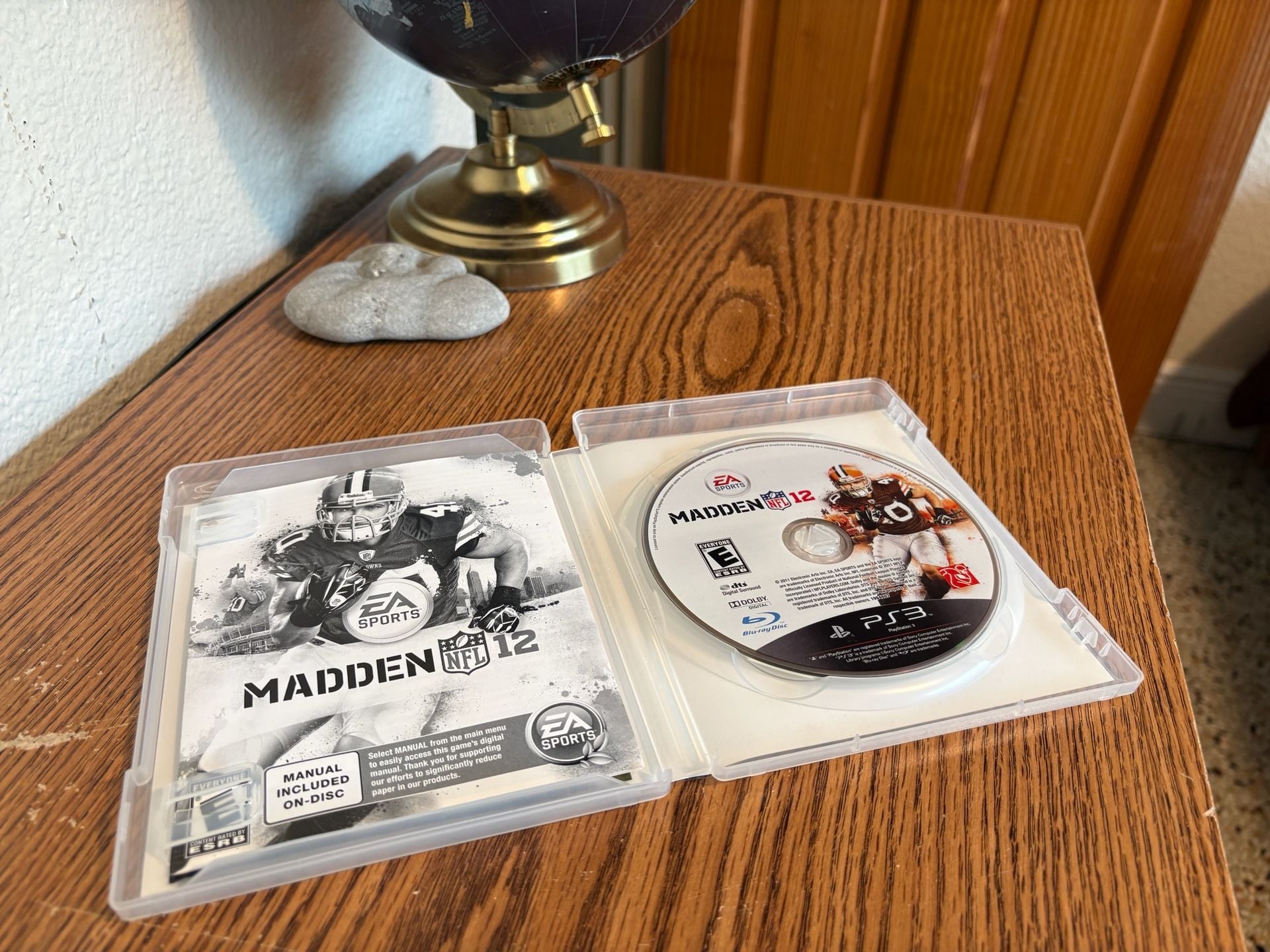 PS3 GAME BUNDLE - MW2, MW3, NASCAR 08, MLB The Show & Madden 12 4