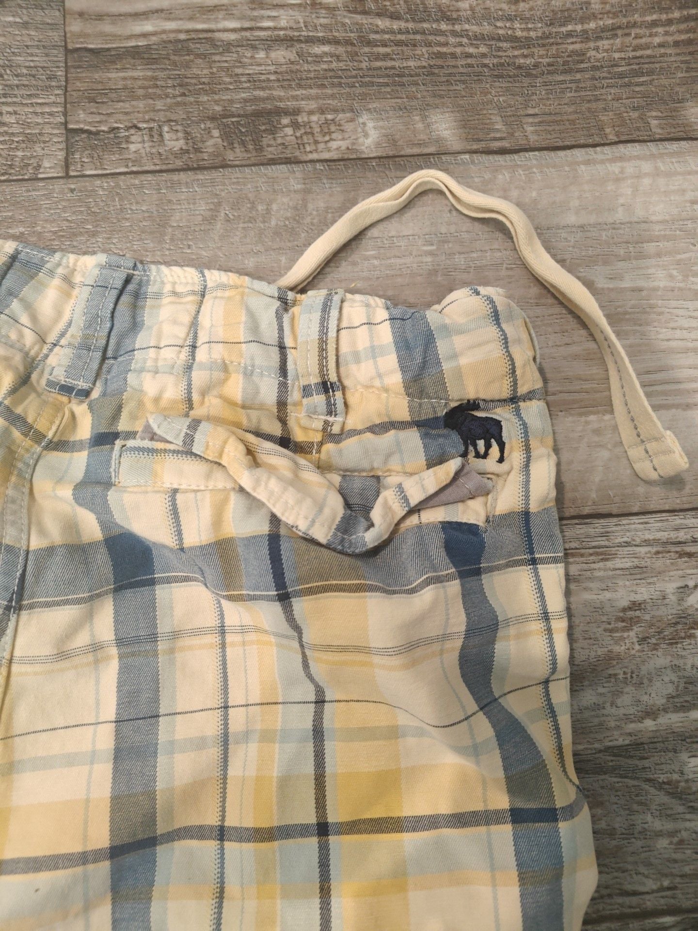 Abercrombie & Fitch plaid size 16 4