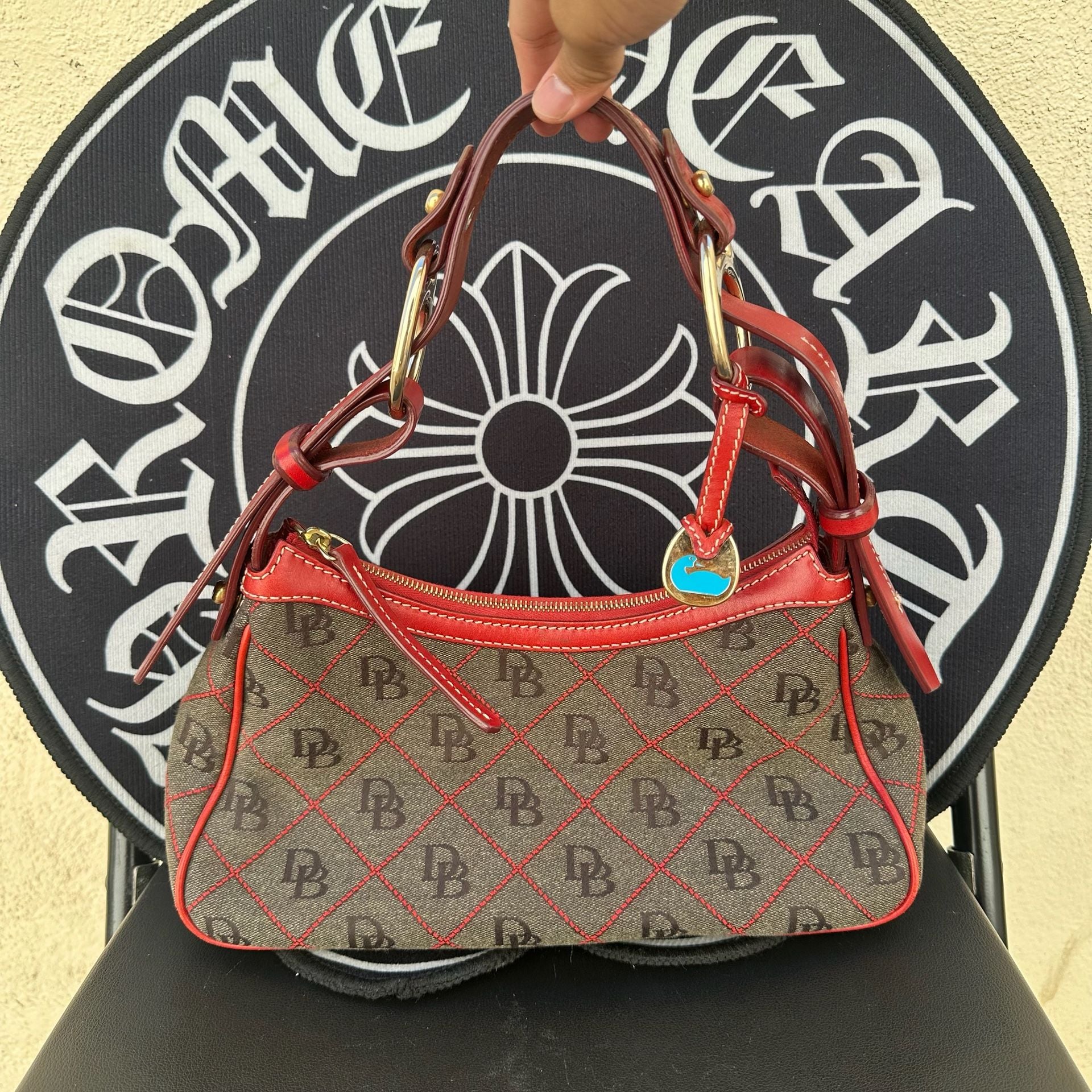 Vintage Y2K Style Dooney & Bourke Monogram Canvas Shoulder Bag Brown Red 2